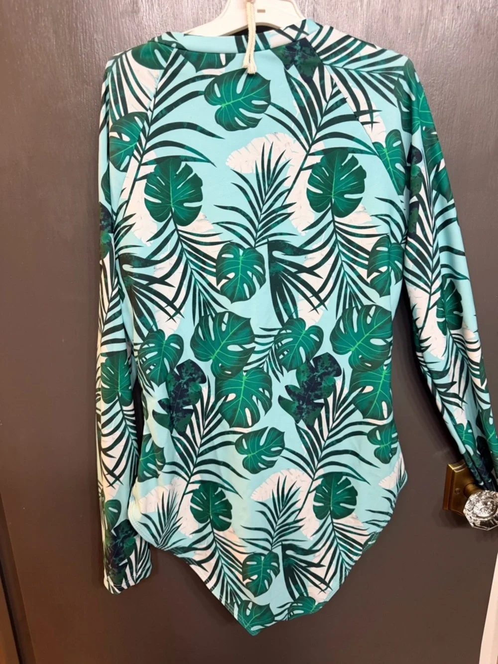 Long-Sleeve Tropical Leaf Zip Front One-Piece Swimsuit - Green